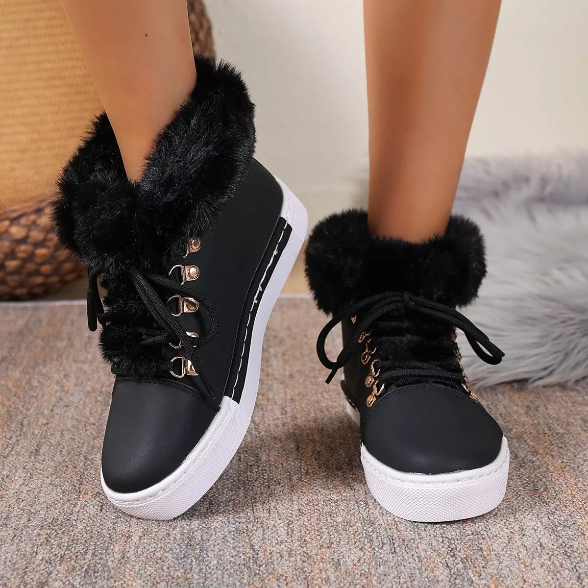 Round Toe Platform Boots Black