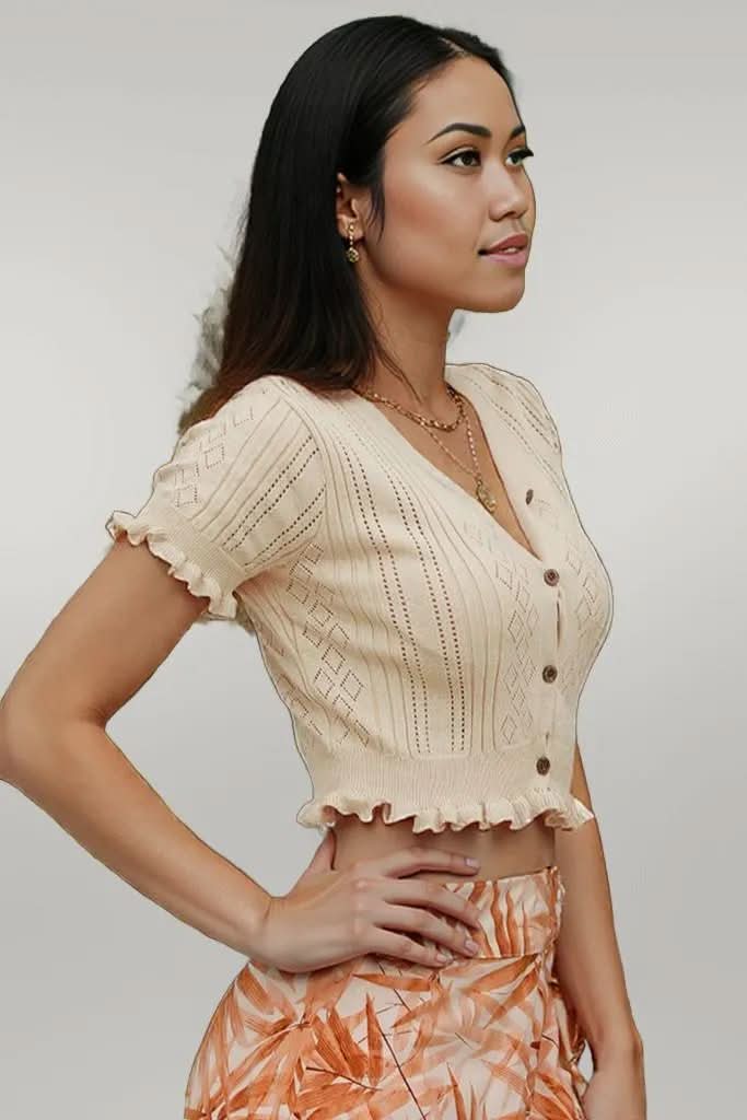 Buttoned Frill Hem Cropped Knit Top