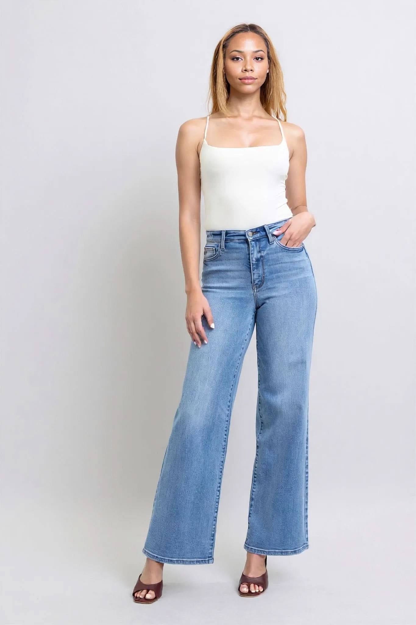 Judy Blue Full Size Wide Leg Jeans with Pockets Medium