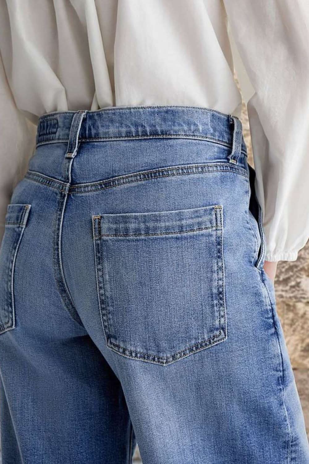 Pocketed Embroidered Straight Leg Jeans Light