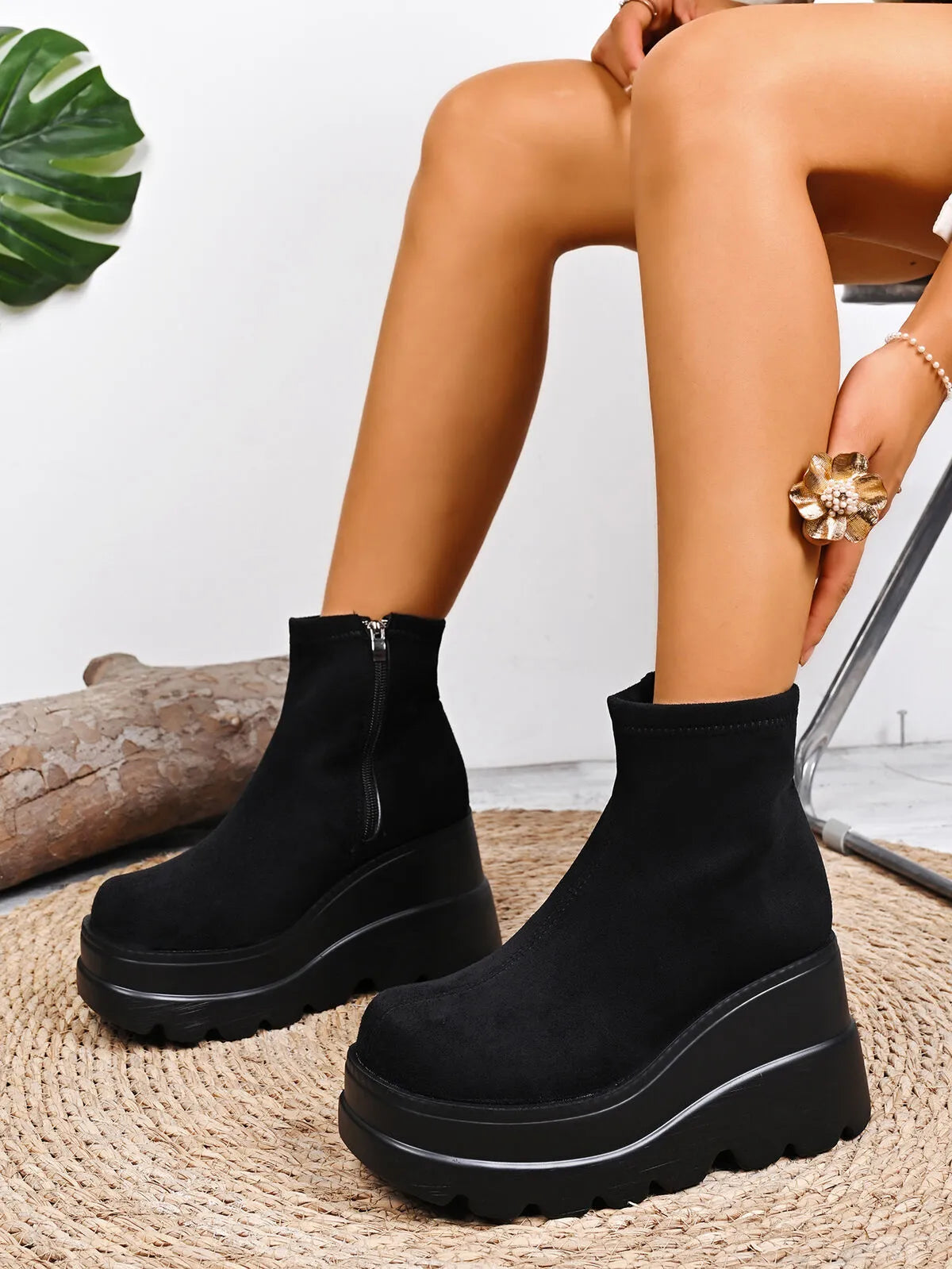 Round Toe Platform Wedge Boots Black
