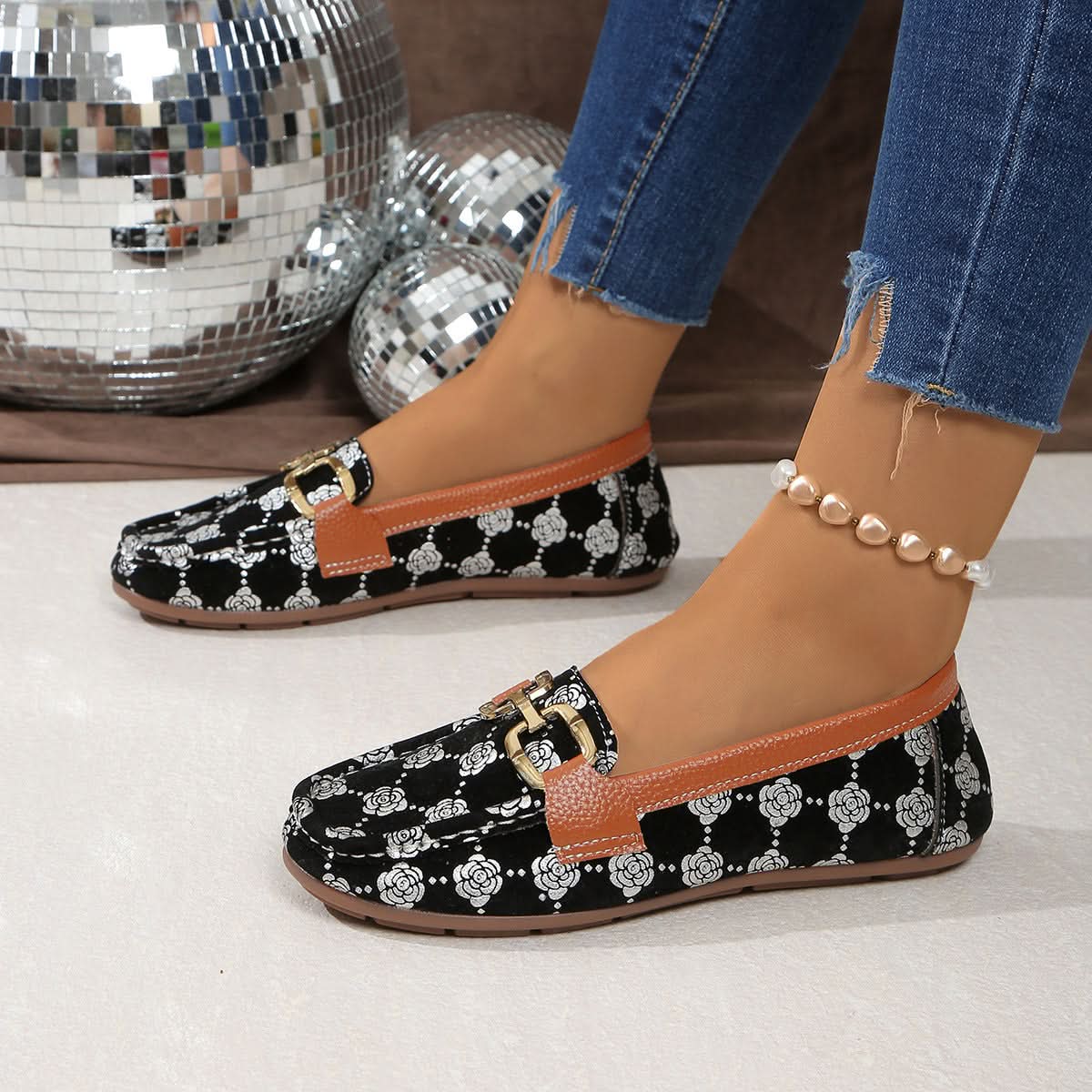 Floral PU Leather Flat Loafers Silver