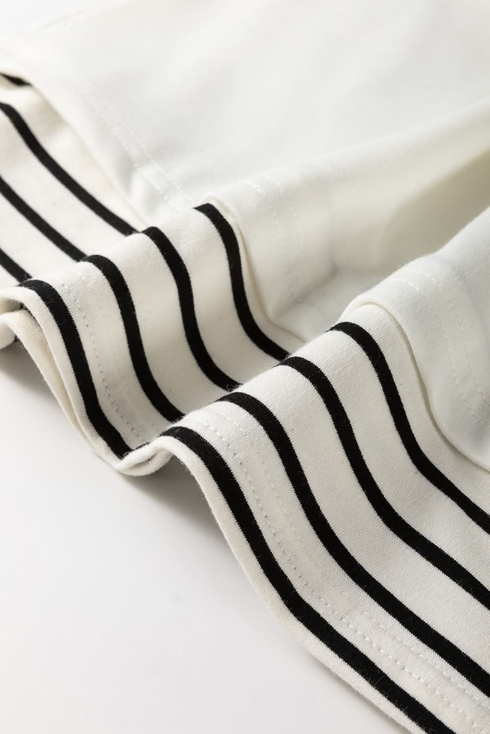 White Stripe Colorblock Sleeve Exposed Seam -2-Piece Sweatshirt