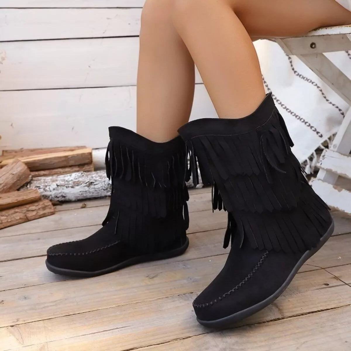 Fringe Round Toe Boots