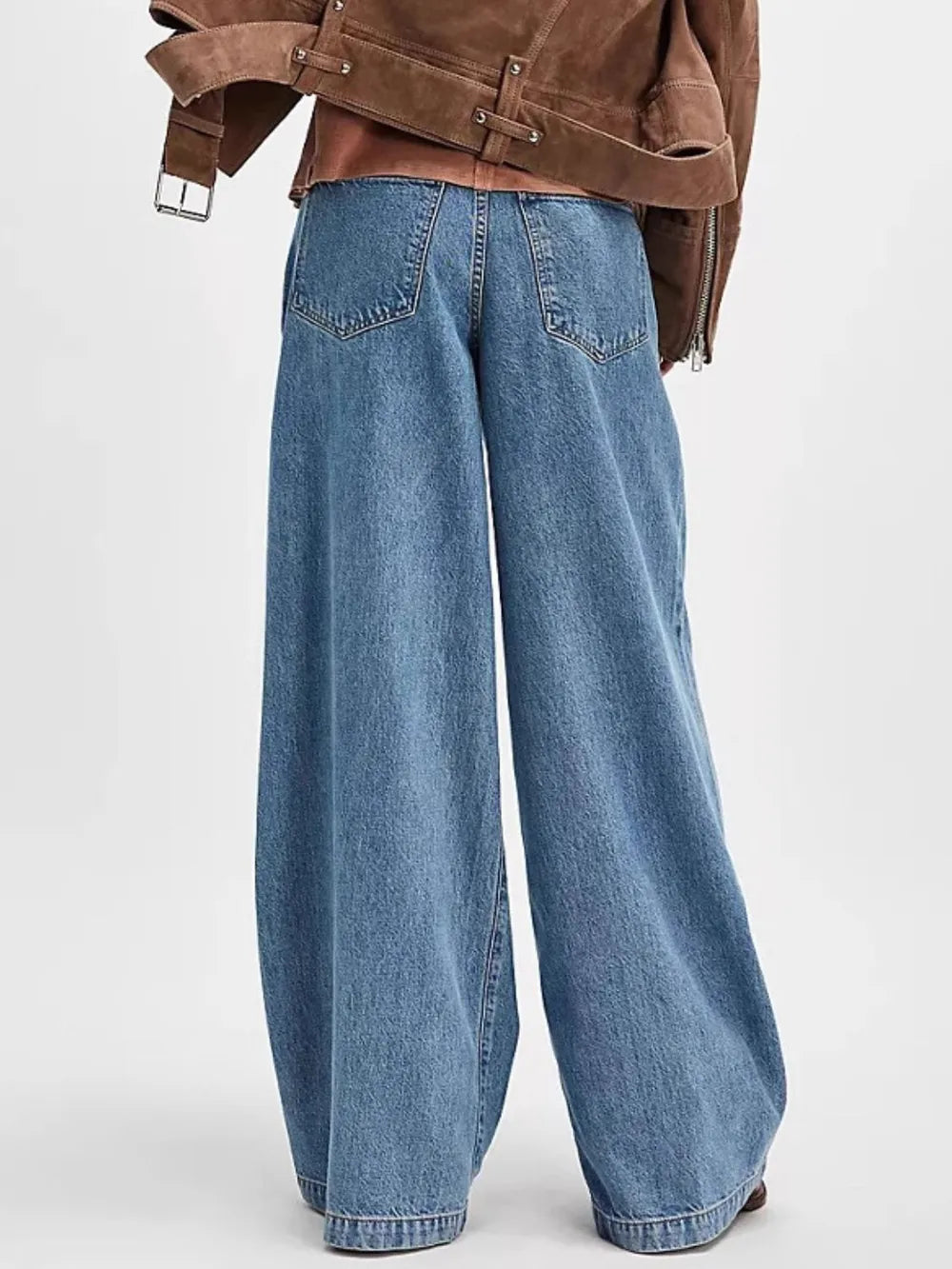 Wide Leg Jeans with Pockets