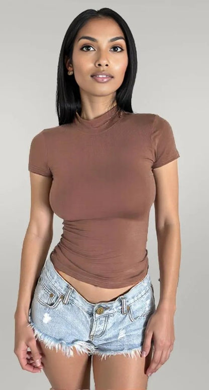 Scoop Neck Short Sleeve Crop Slim T Shirt