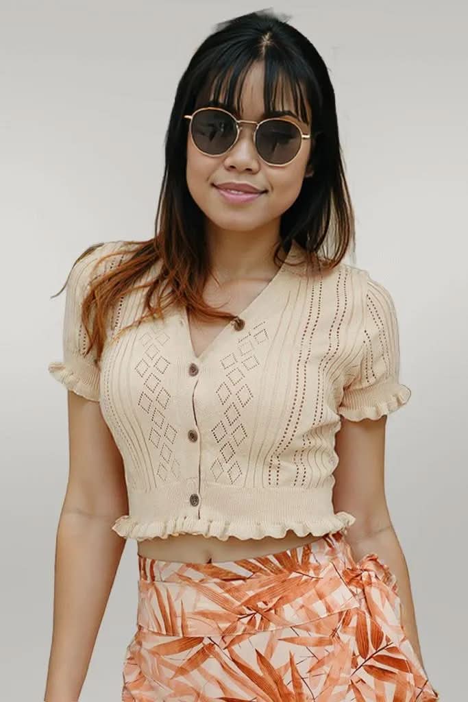 Buttoned Frill Hem Cropped Knit Top Apricot One Size