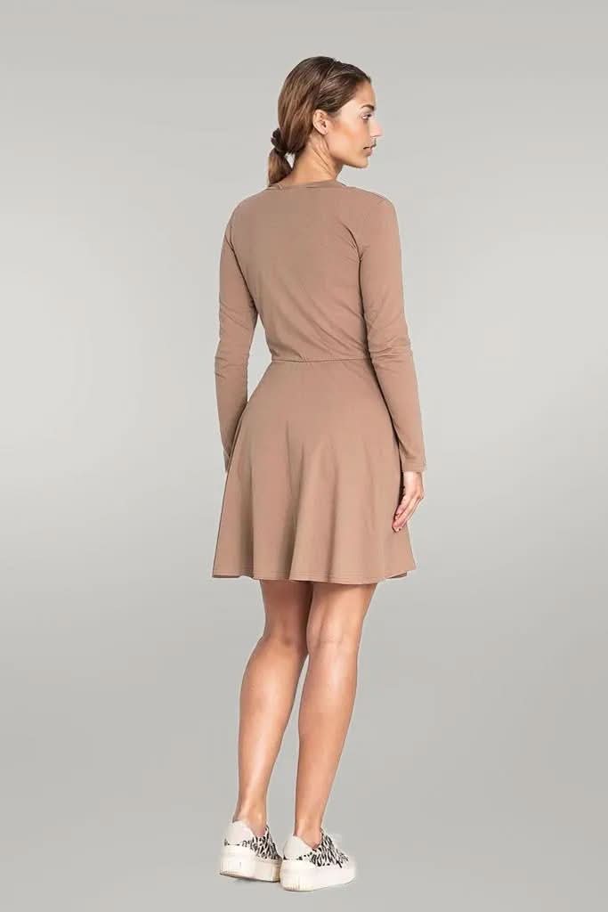 Cotton dress with long sleeves