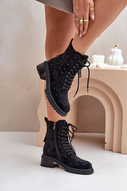 Zippered and additionally laced Boots