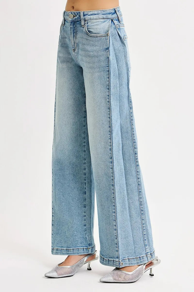RISEN Mid Rise Wide Barrel Transferable Leg Snap Jeans MEDIUM