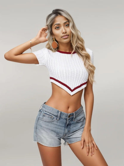 Contrast Round Neck Short Sleeve Cropped Knit Top