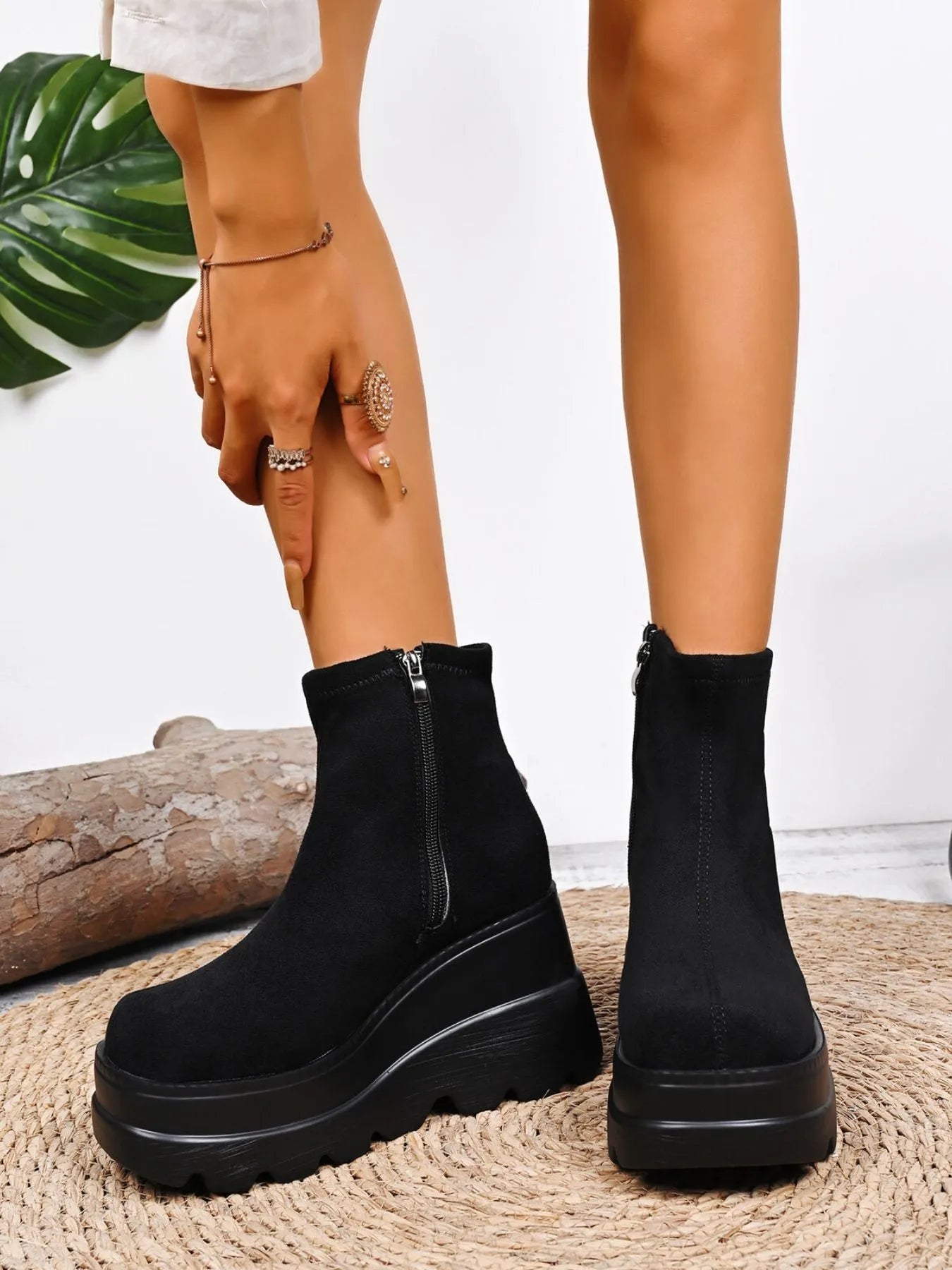 Round Toe Platform Wedge Boots