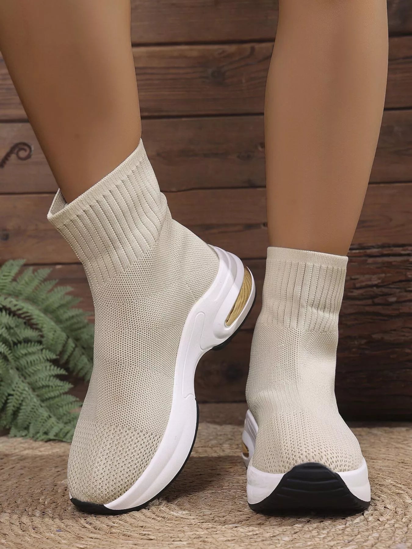 Mesh Round Toe Platform Boots Ivory